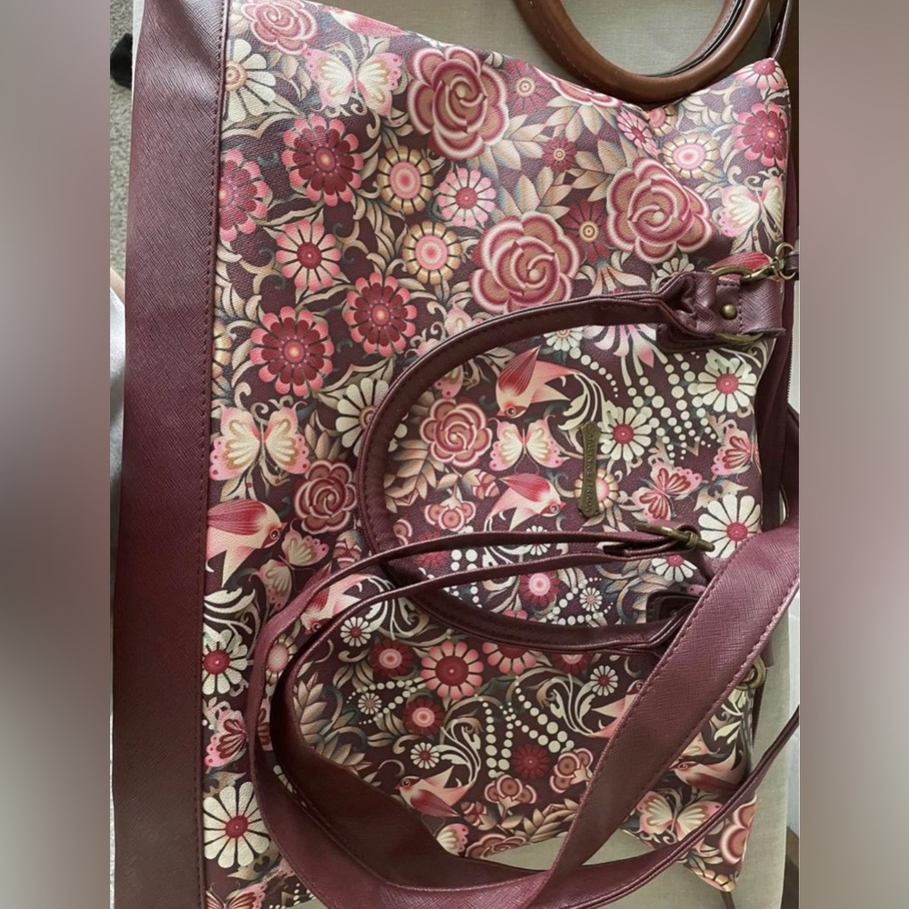 Crossbody bag